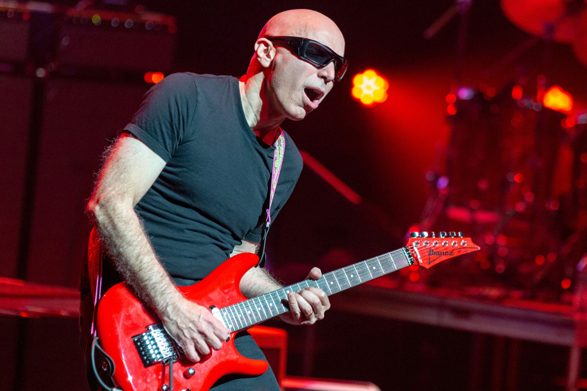 Joe satriani